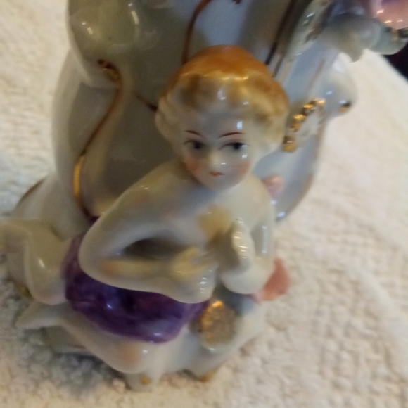 40s 50s cherub vase  bone china - Picture 3 of 4